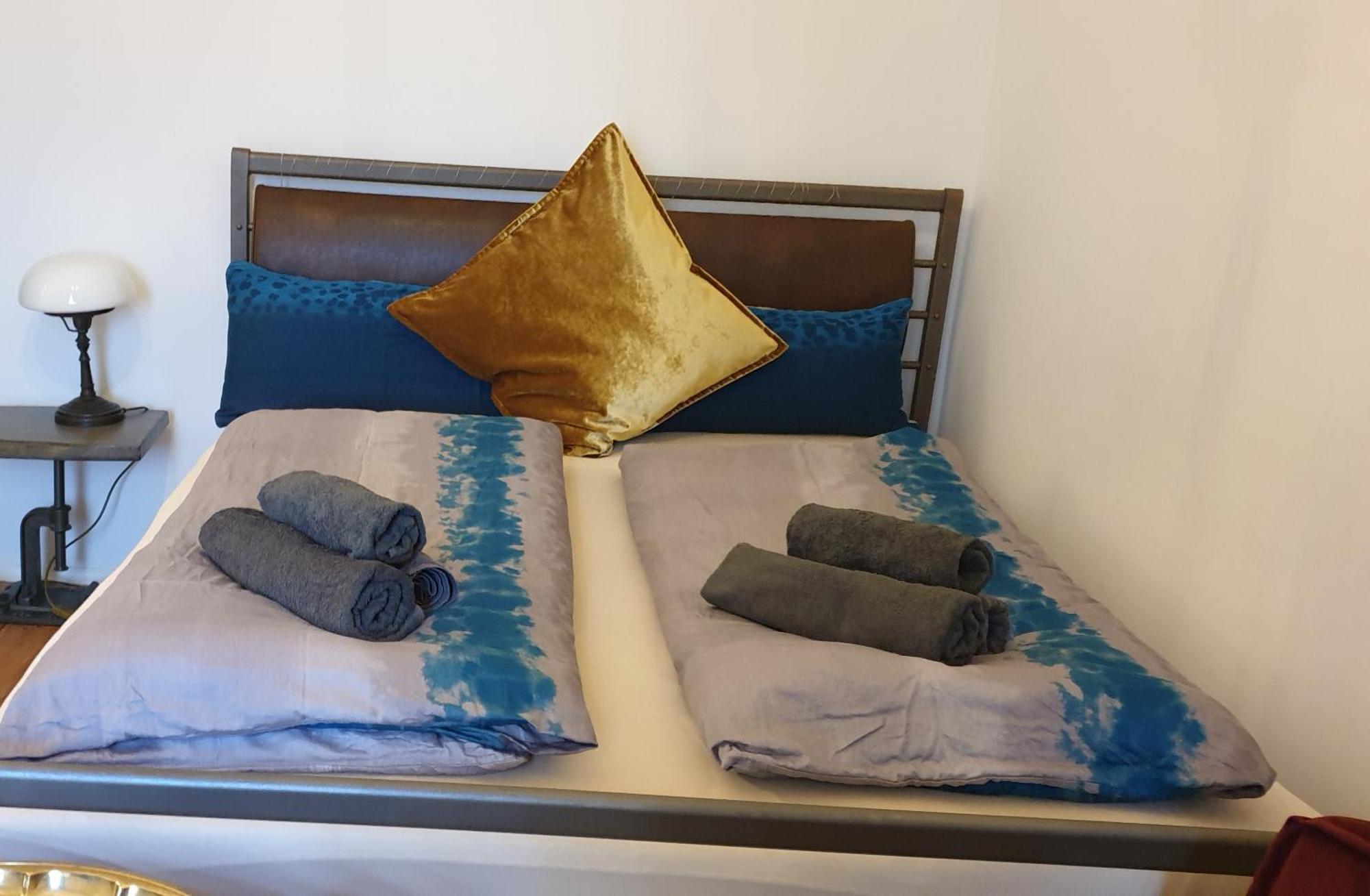 Exklusive 3-zimmer-wohnung, 2 Ebenen, Messe, Zentrum, 67 M2 Apartment *