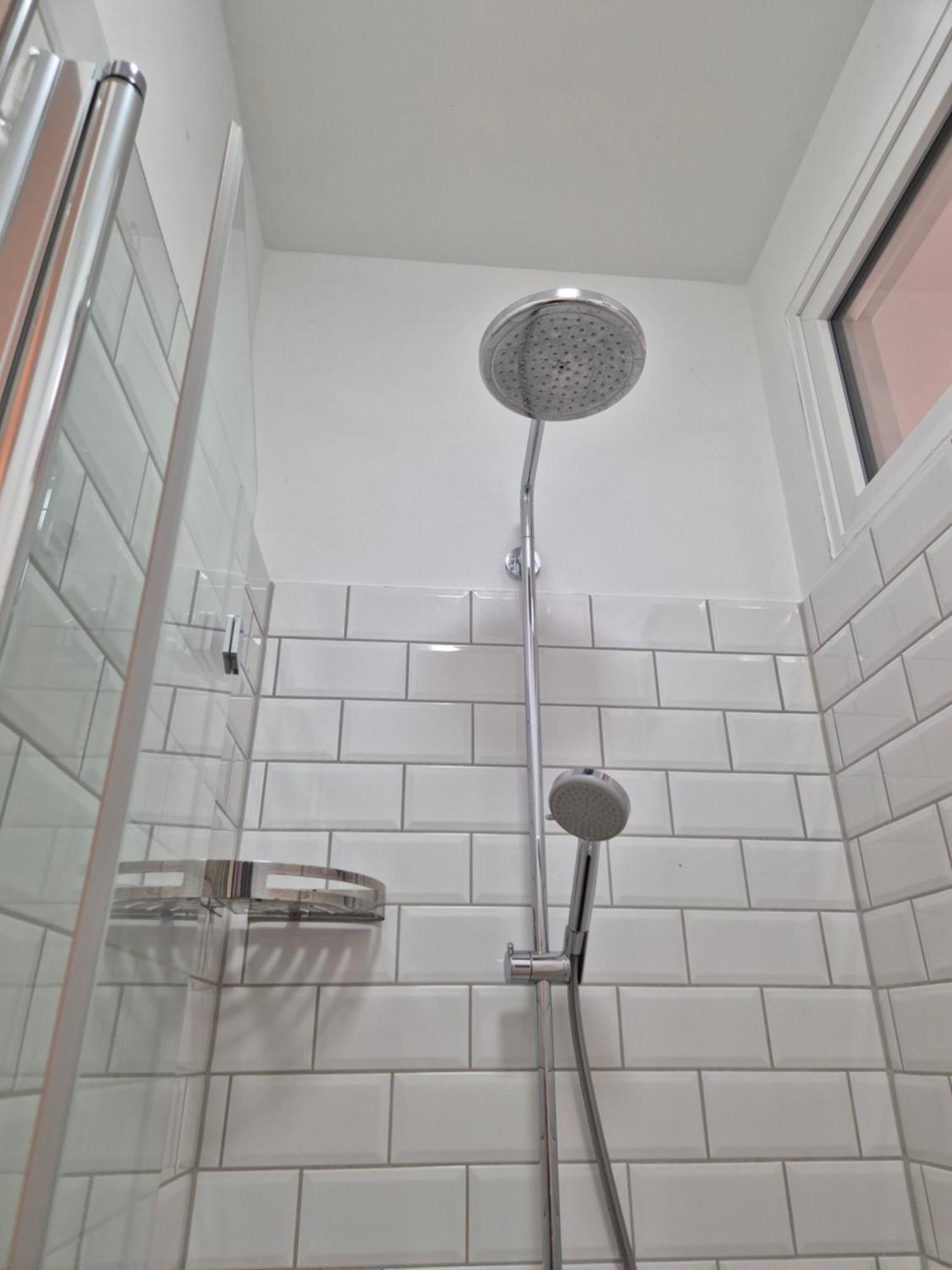 Apartment Exklusive 3-zimmer-wohnung, 2 Ebenen, Messe, Zentrum, 67 M2